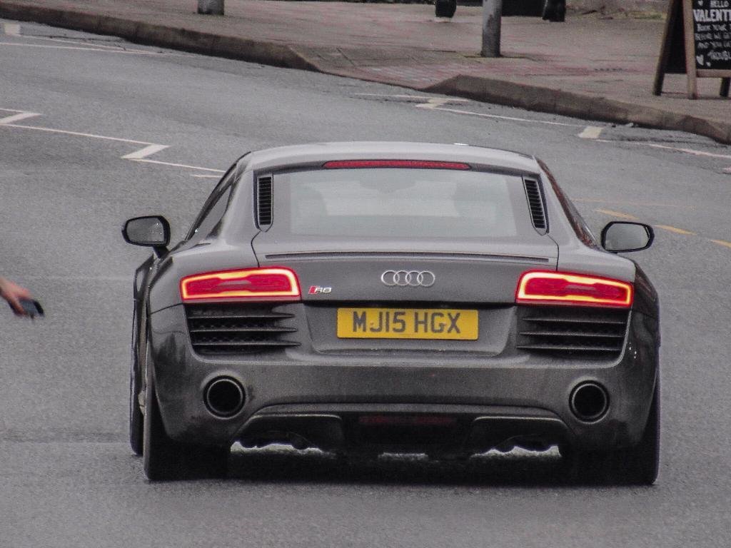 8434342894R8.jpg