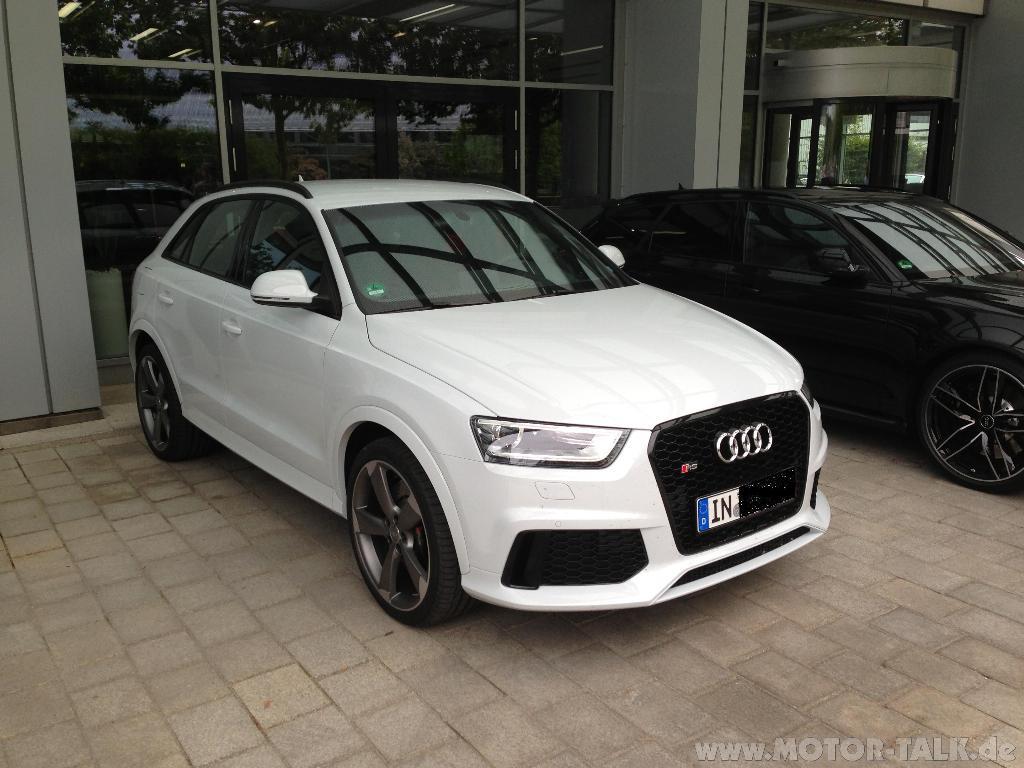 844299RSQ3122.jpg