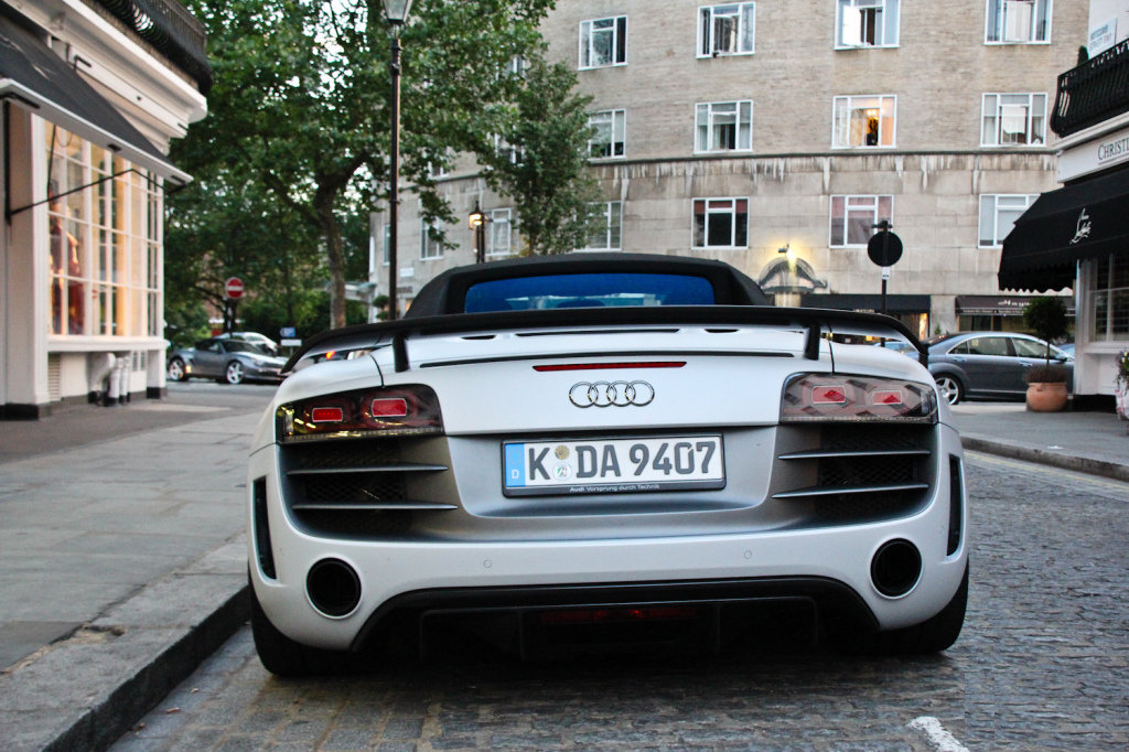 846706R8GT795.jpg