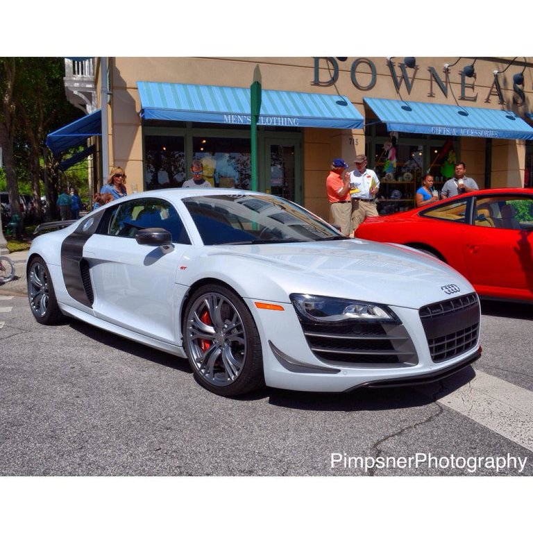 846967R8GT1284.jpg