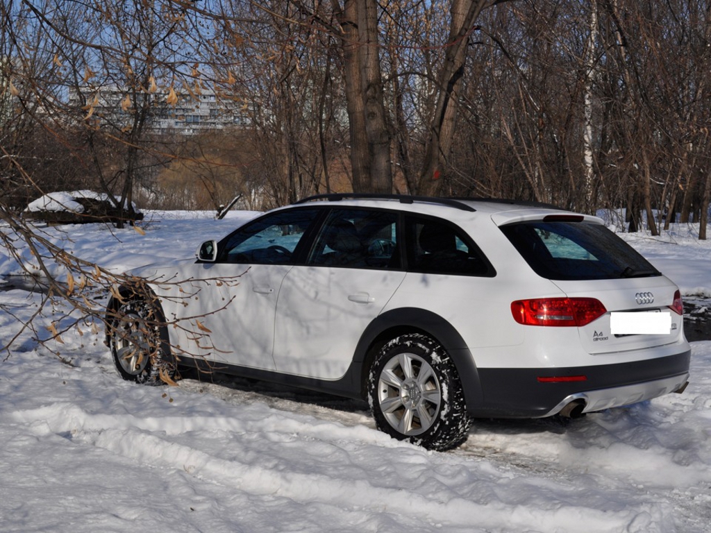 847077399AUDIA4ALLROAD.jpg