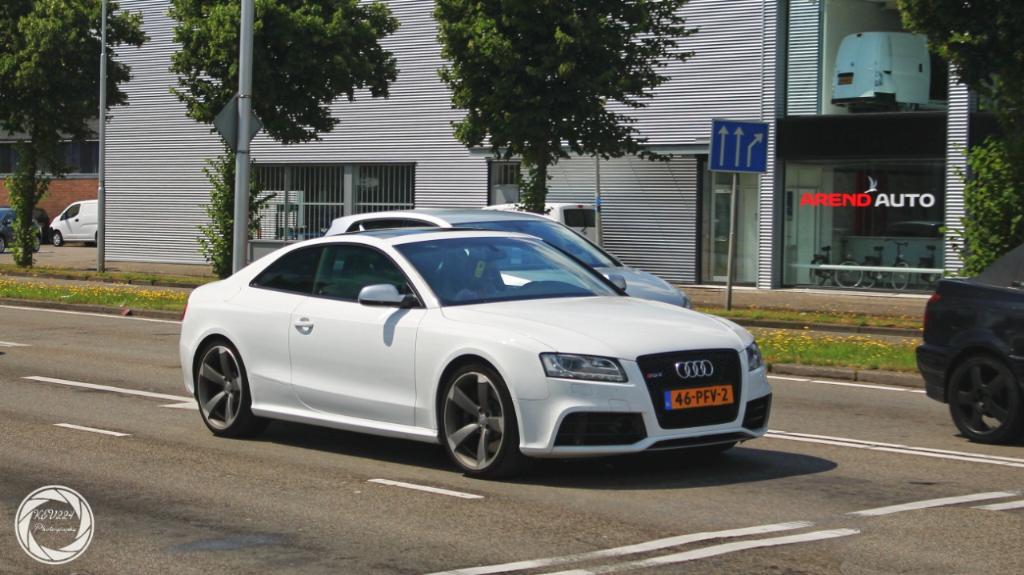 848692AUDIRS52674.jpg