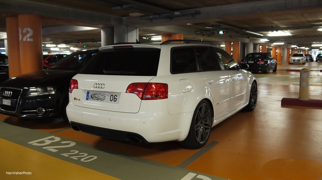 848970AUDIRS42444.jpg