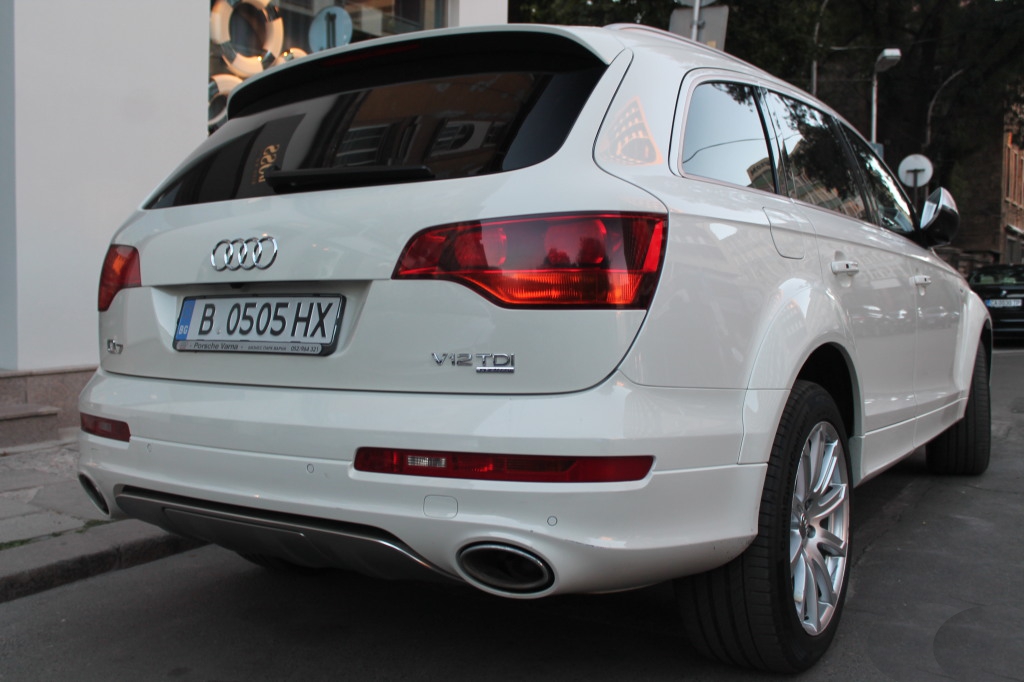 849373941Q7V12.jpg
