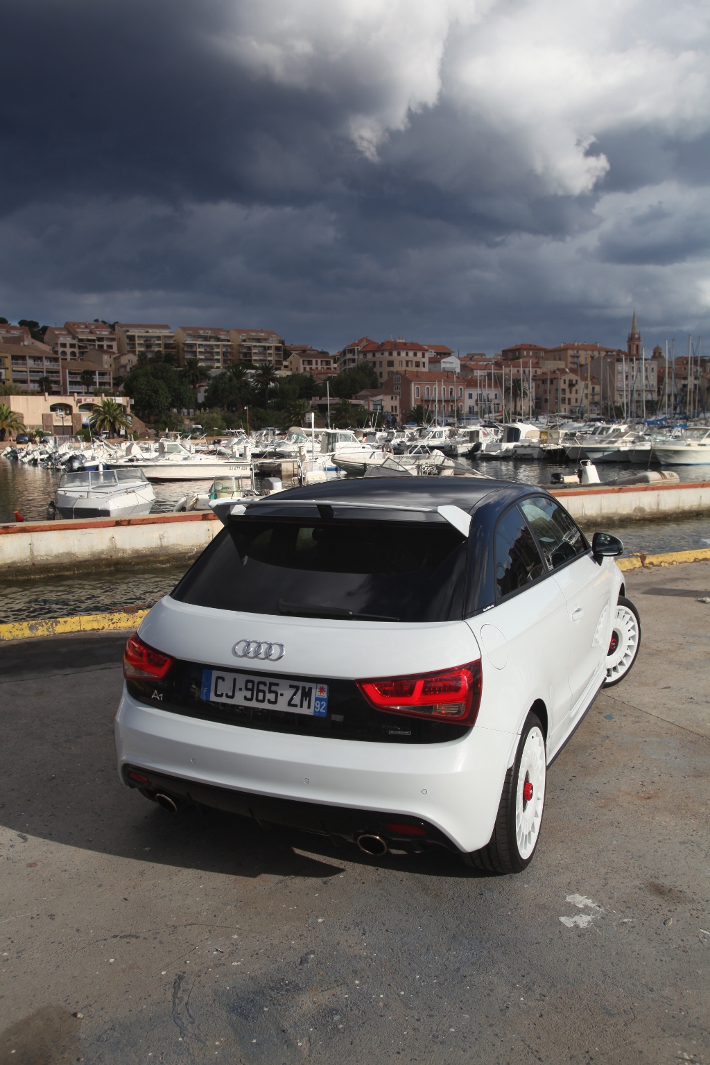 850998A1QUATTRO111.jpg