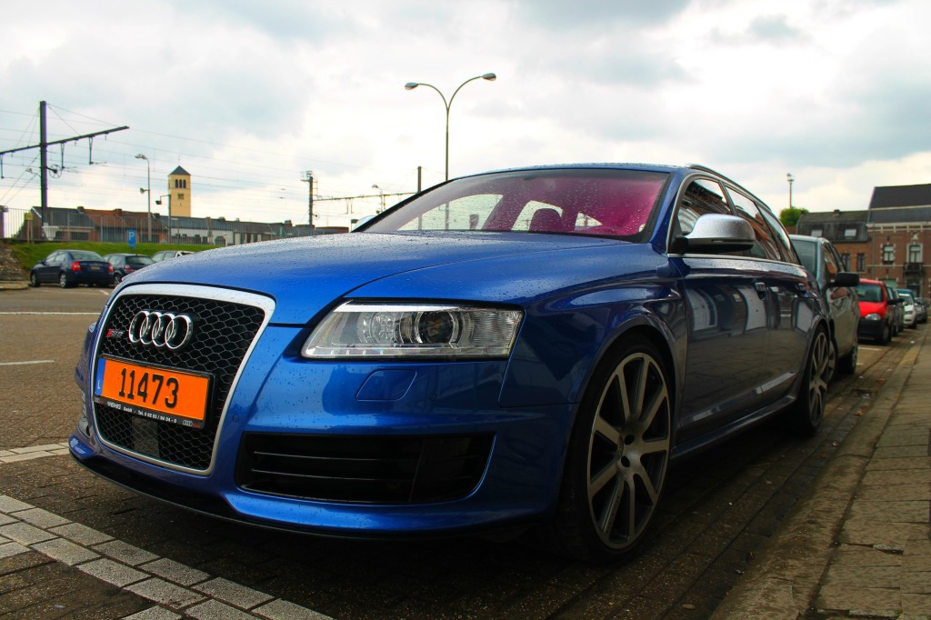 851273RS6736.jpg