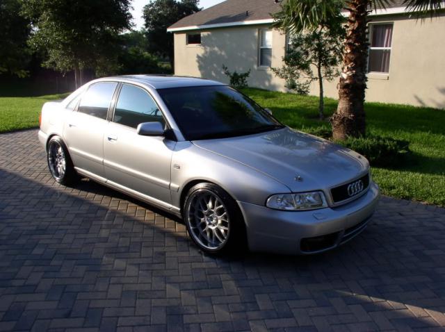 853828Louis2000AudiA4Quattro.jpg