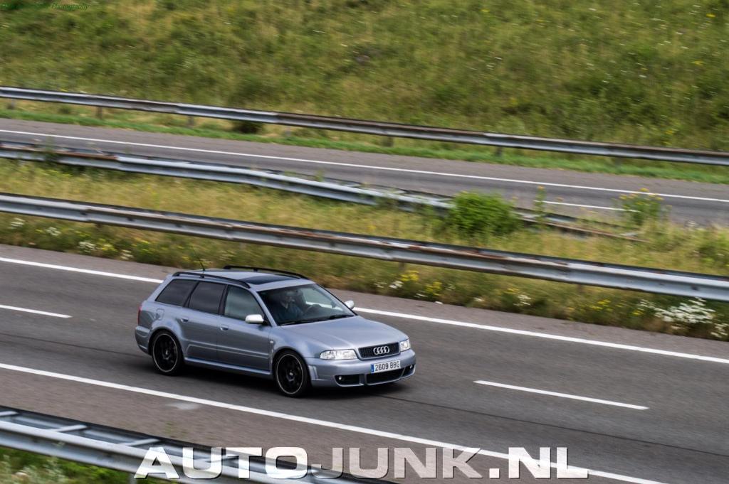 854005AUDIRS4B50303.jpg