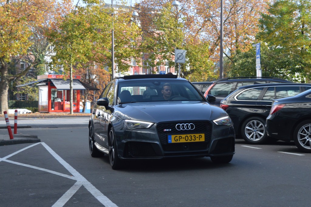 854351RS38V0685.jpg