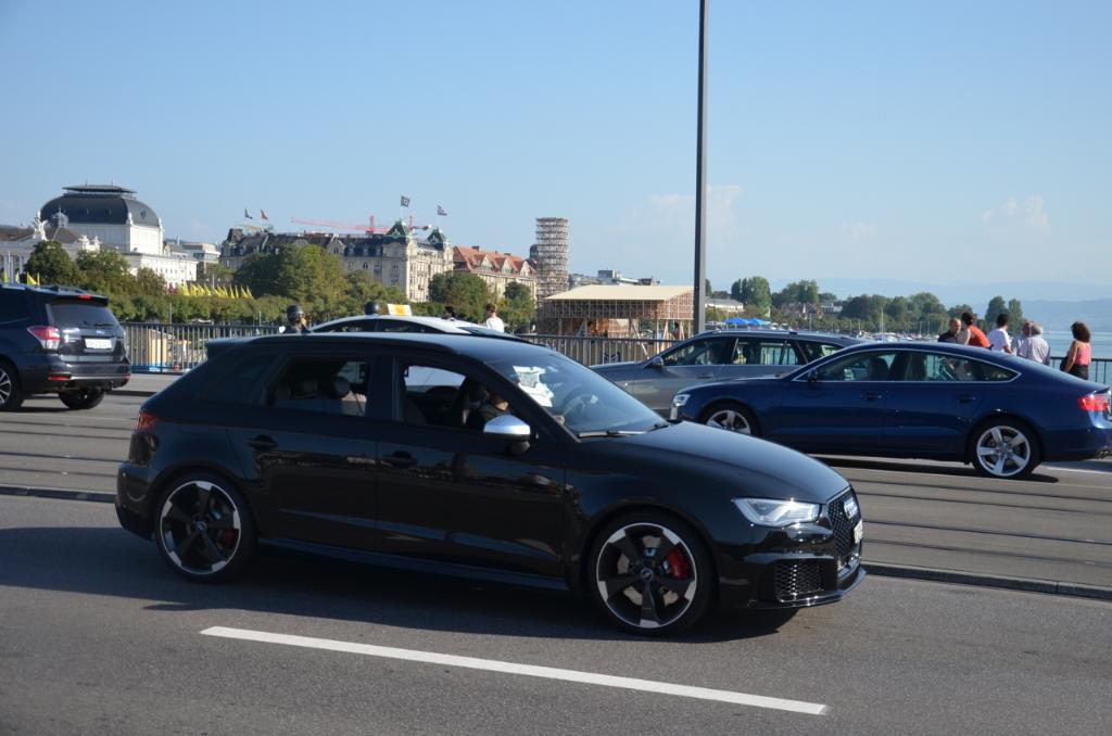 854911RS38V2870.jpg