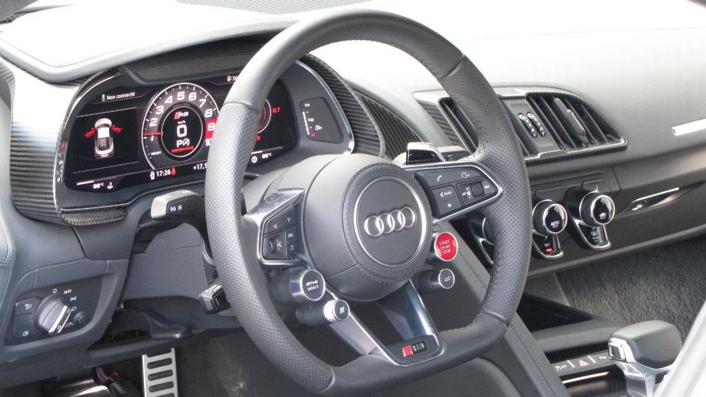 856265AUDIBA118103.jpg