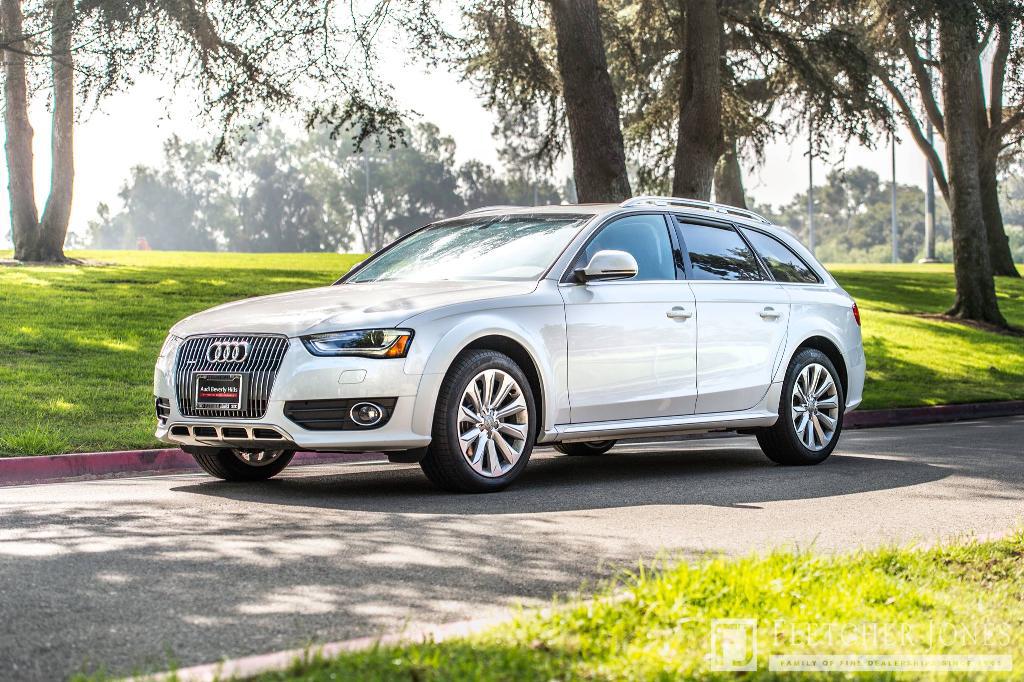 8573951949AUDIA4ALLROAD.jpg