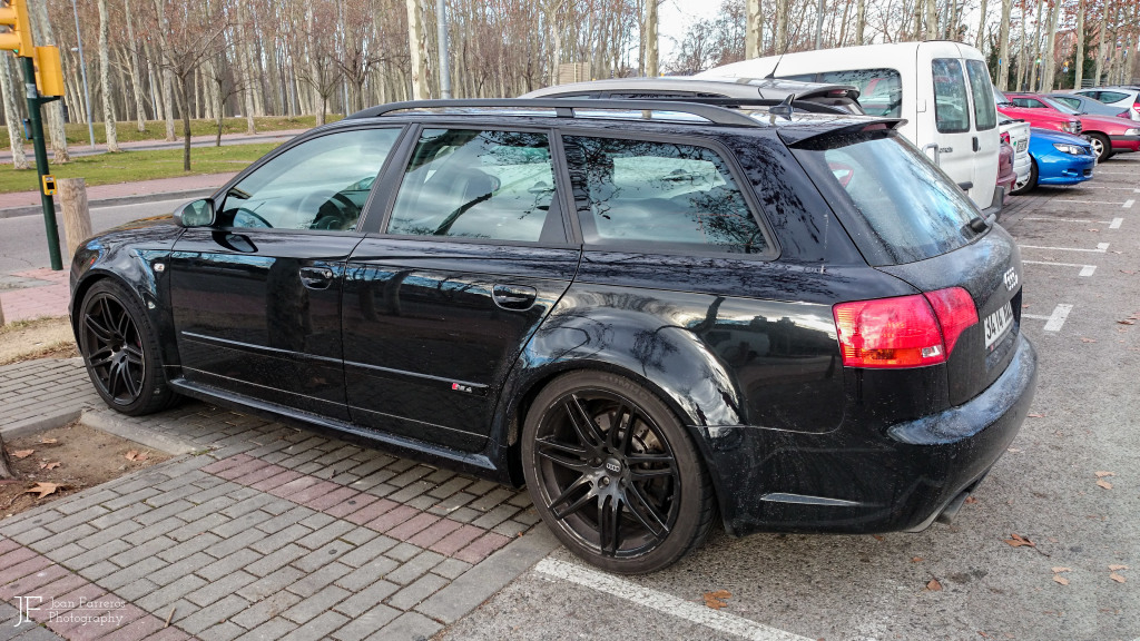 857591AUDIRS42345.jpg