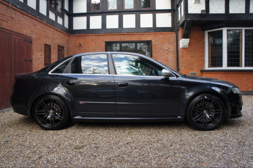 858282AUDIRS41158.jpg