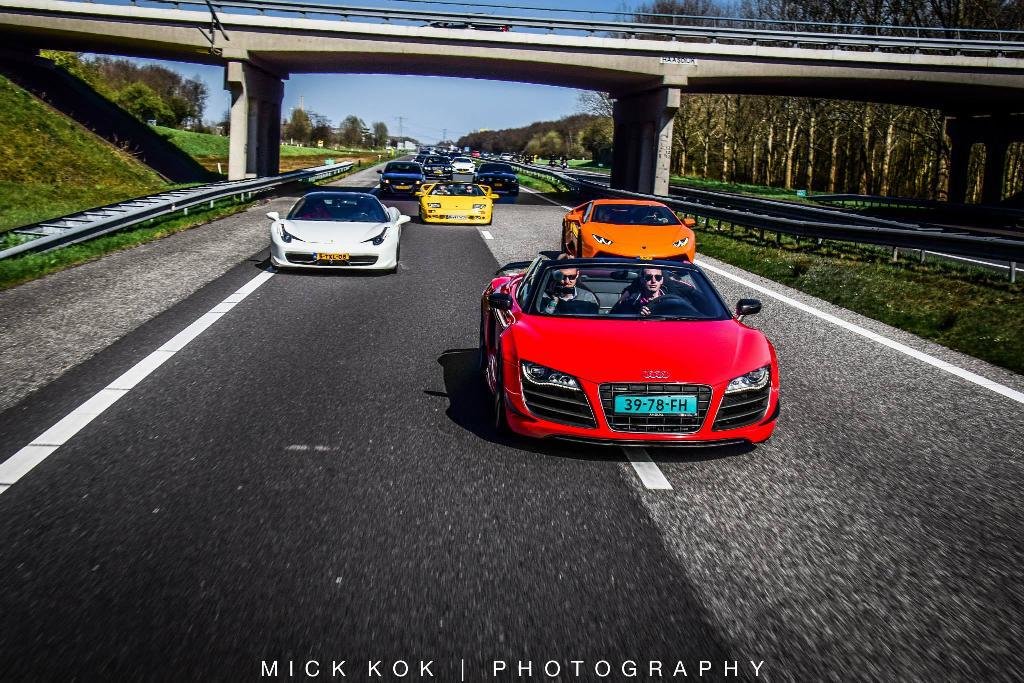 858762R8GT1457.jpg