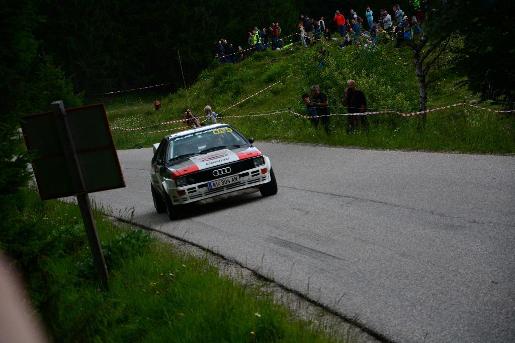 8592611101QUATTROLEGENDE2017.jpg