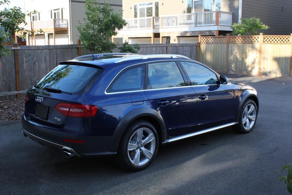 859873712AUDIA4ALLROAD.jpg