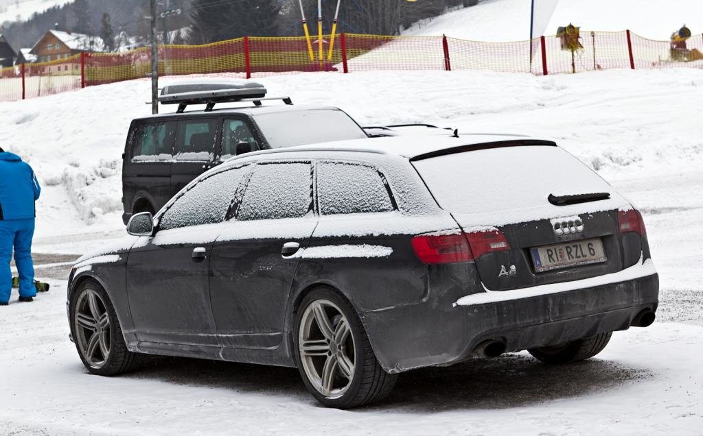 860192RS6060212ESQUIROU004.jpg