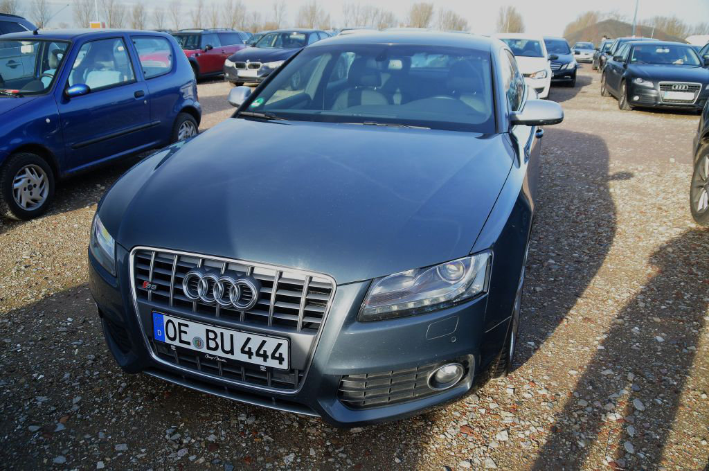 860489201S5SPORTBACK.jpg
