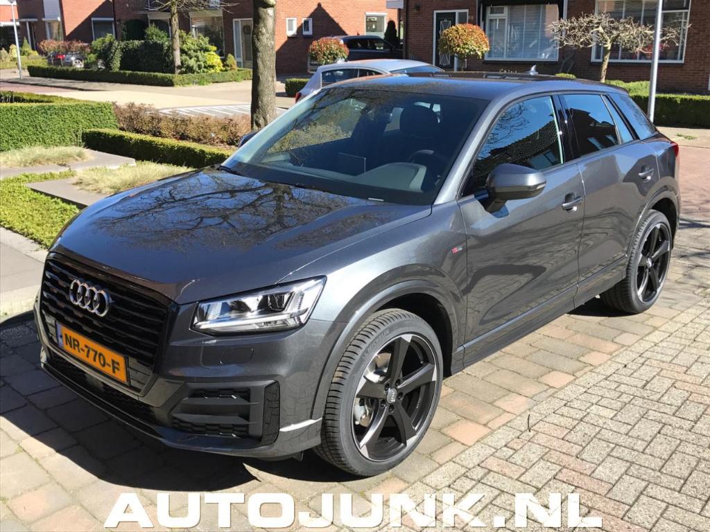 861495AUDIQ20813.jpg