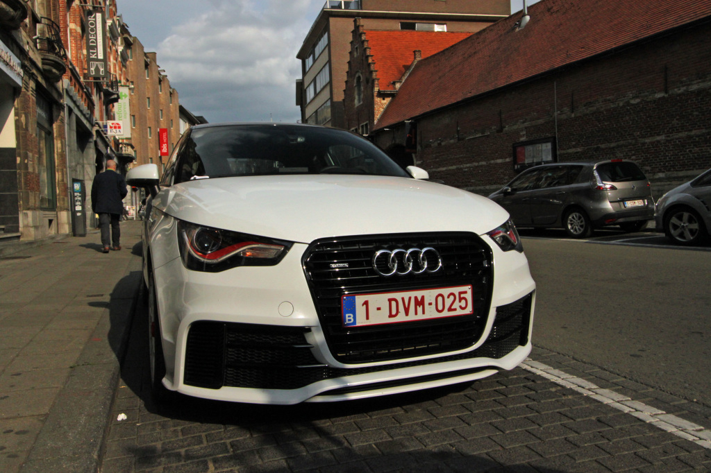 861802A1QUATTRO395.jpg
