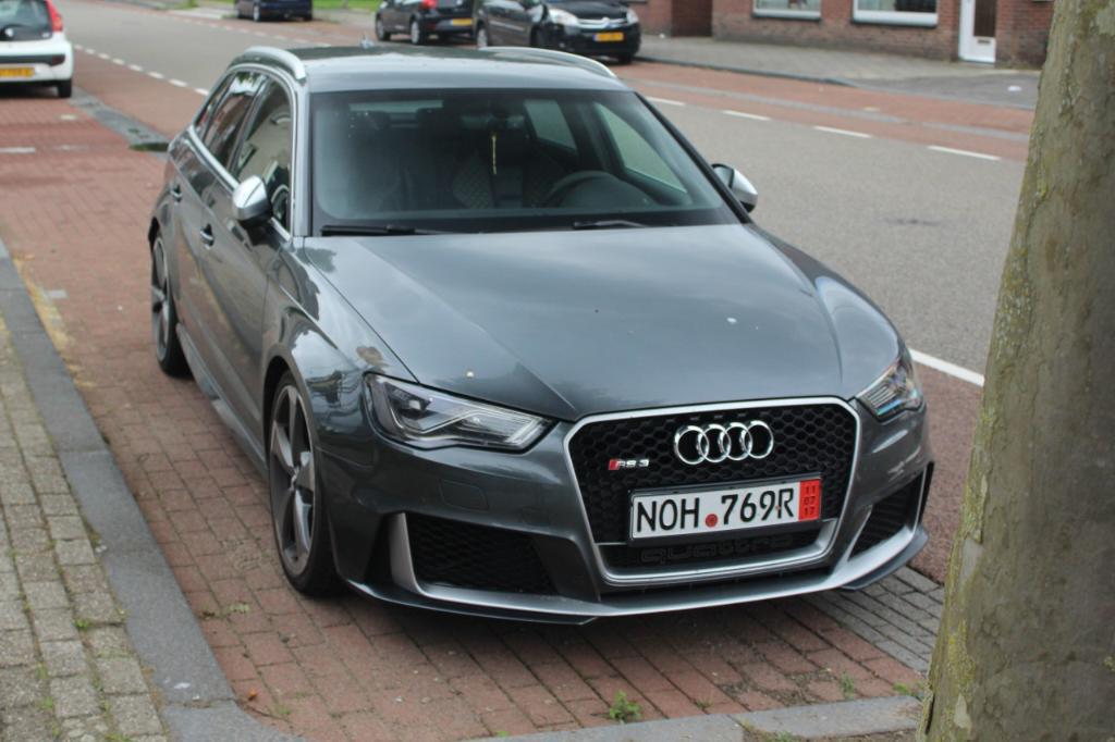 862116RS38V2749.jpg