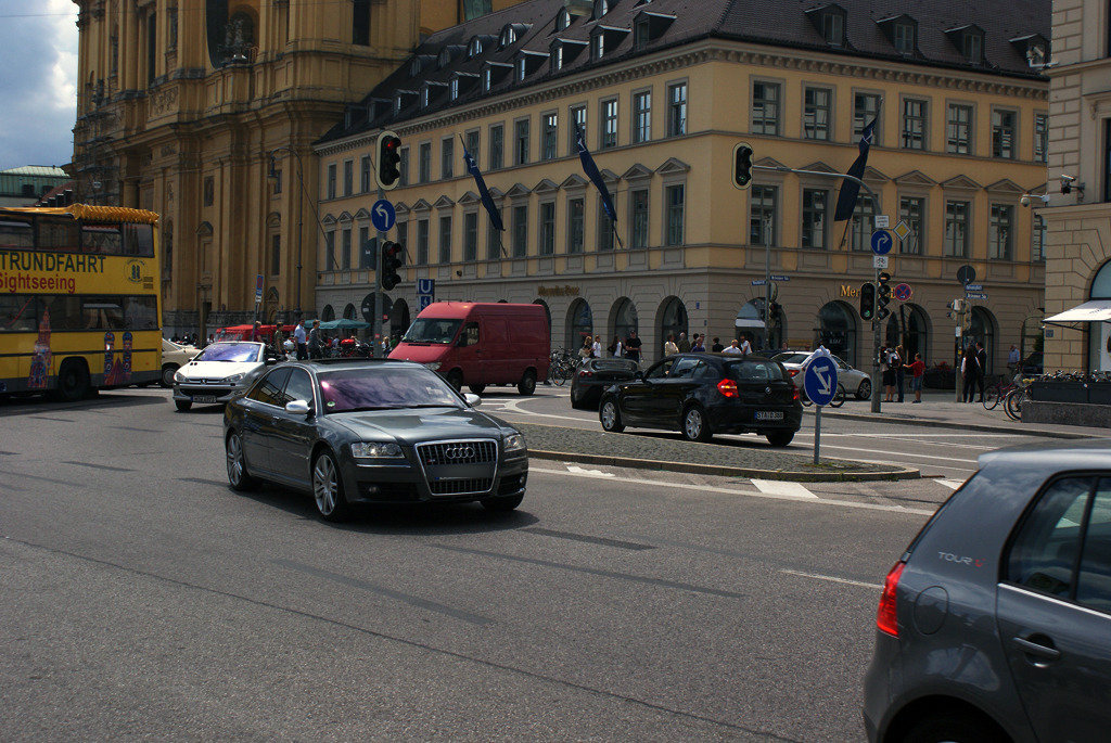 862998432S8D3.jpg