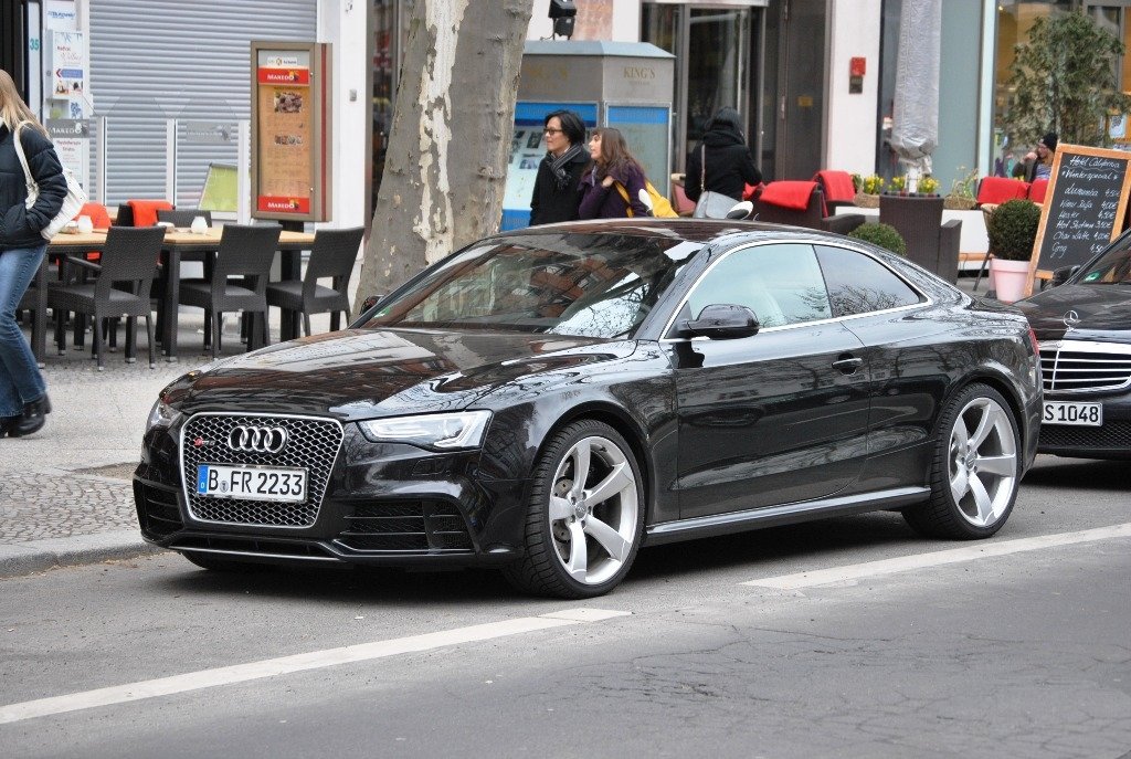 863639AUDIRS5810.jpg
