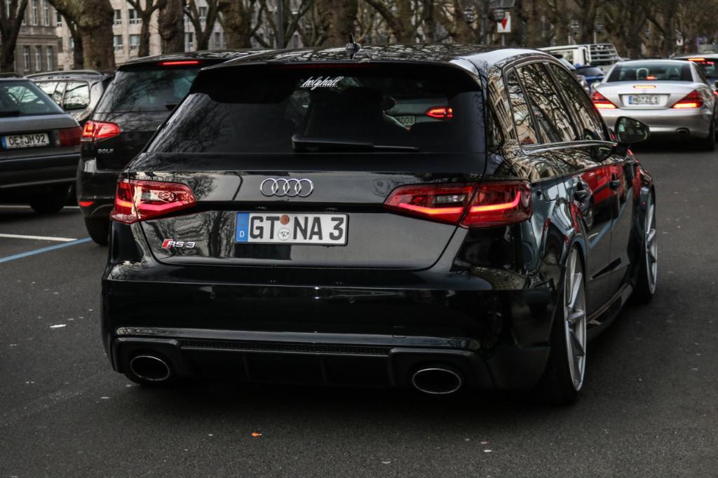 863648RS38V2172.jpg