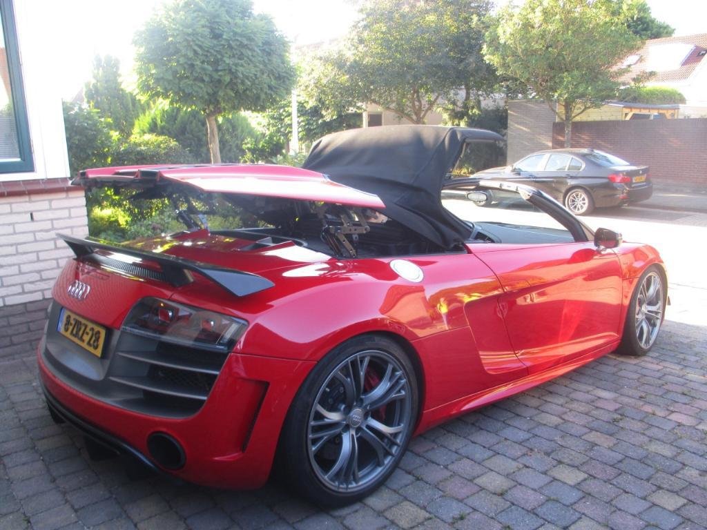 863702R8GT1725.jpg