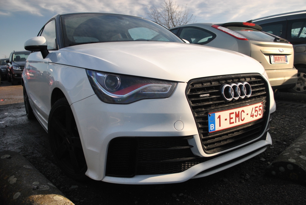 864230A1QUATTRO546.jpg