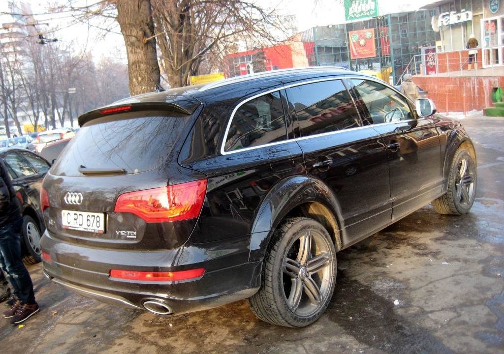 865202Q7V12010212ESQUIROU005.jpg