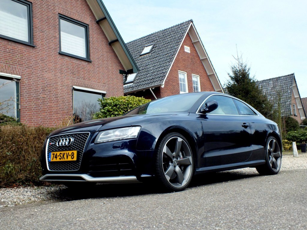 867134AUDIRS5920.jpg