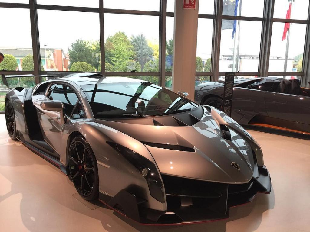 867219VENENO226.jpg