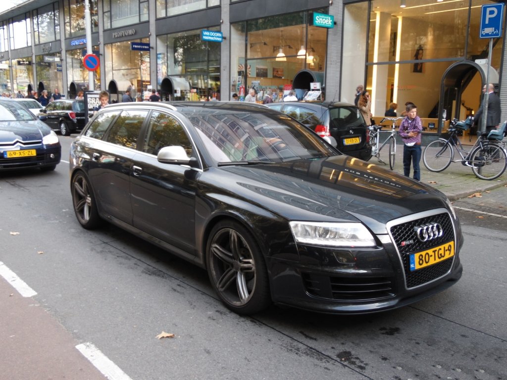 867832RS61393.jpg