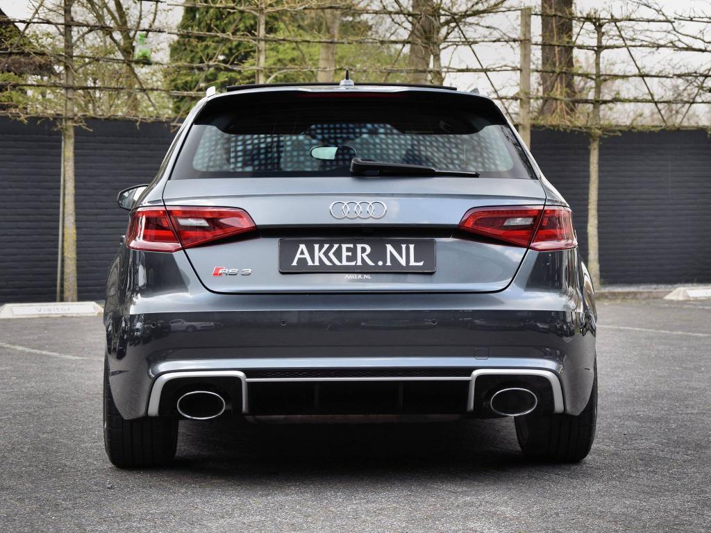 868071RS38V2386.jpg
