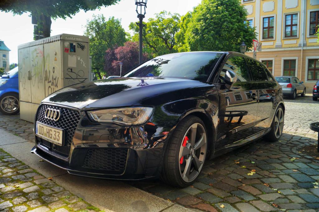 868947RS38V1340.jpg