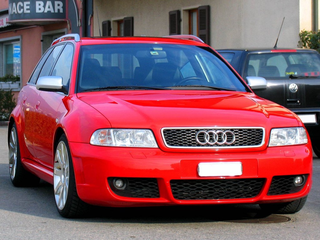 869041audirs4b5avant618f8.jpg