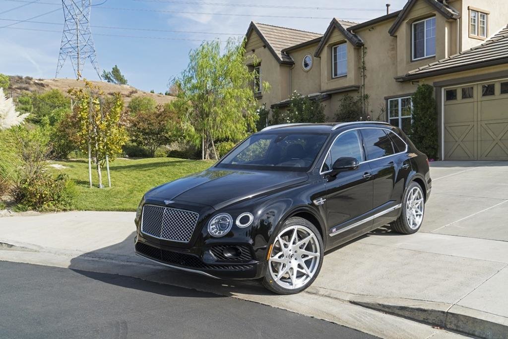 869368BENTAYGA0113.jpg