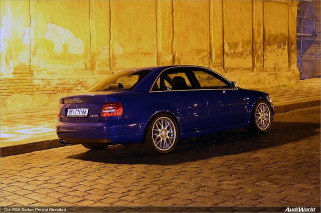 870086RS4sedan410.jpg