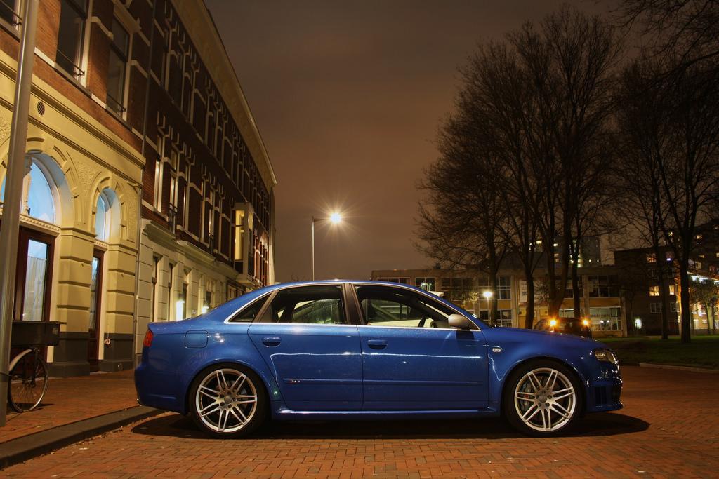 870950AUDIRS41644.jpg