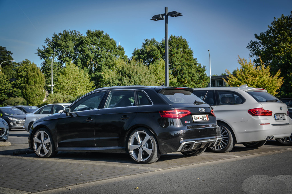 872552RS38V0865.jpg