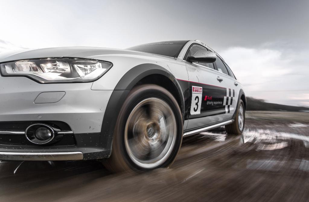 874032652AUDIA6C7ALLROAD.jpg