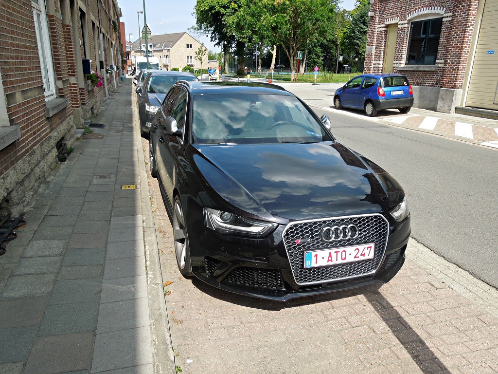 874329RS4B81340.jpg