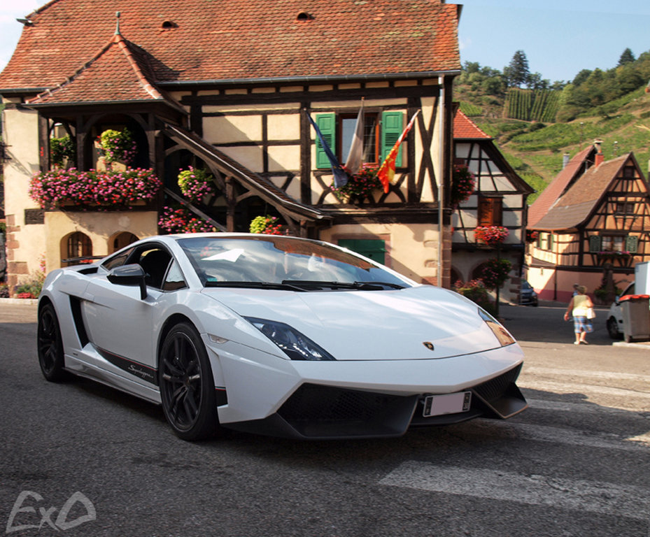 874558226LAMBORGHINI570.jpg