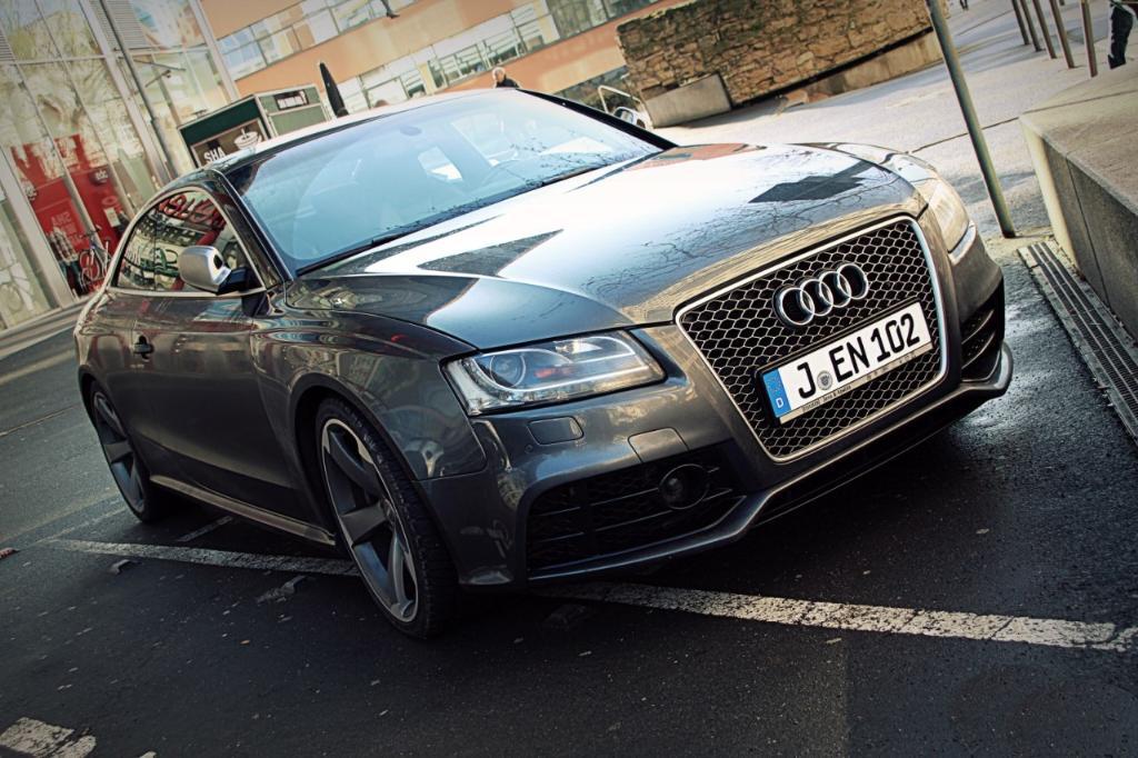 874842AUDIRS52990.jpg