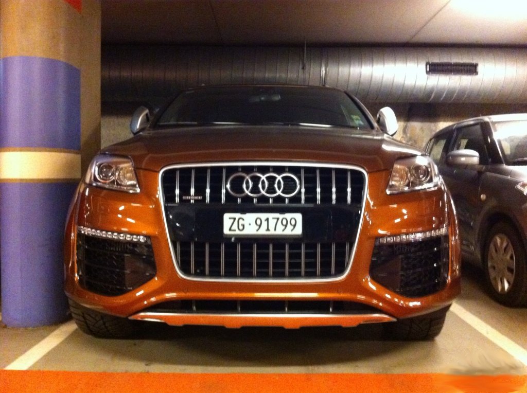 875163708Q7V12.jpg