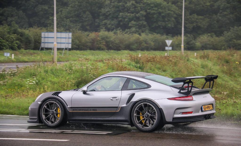 8757030052PORSCHE991GT3RS.jpg