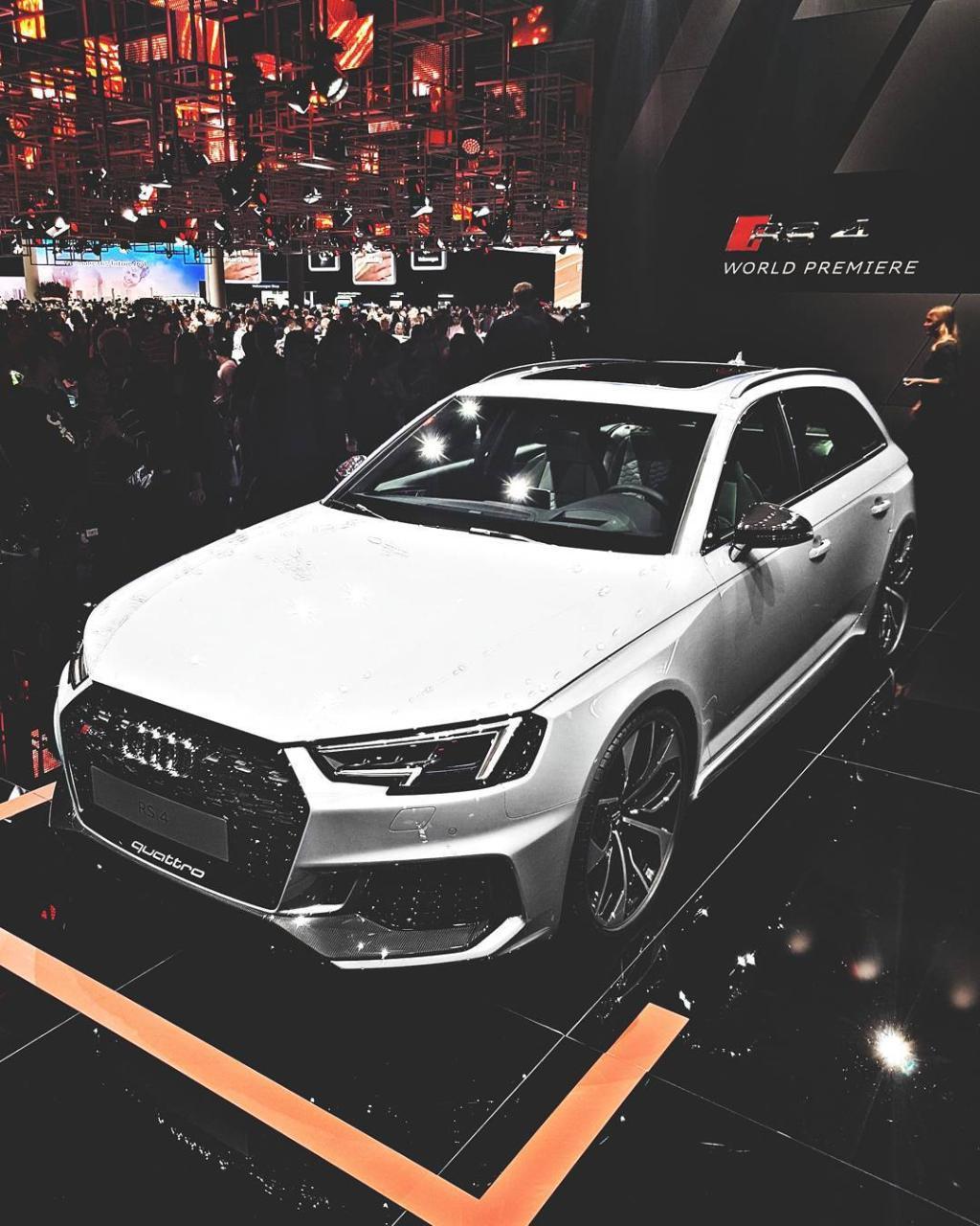 875876AUDIRS4B90081.jpg