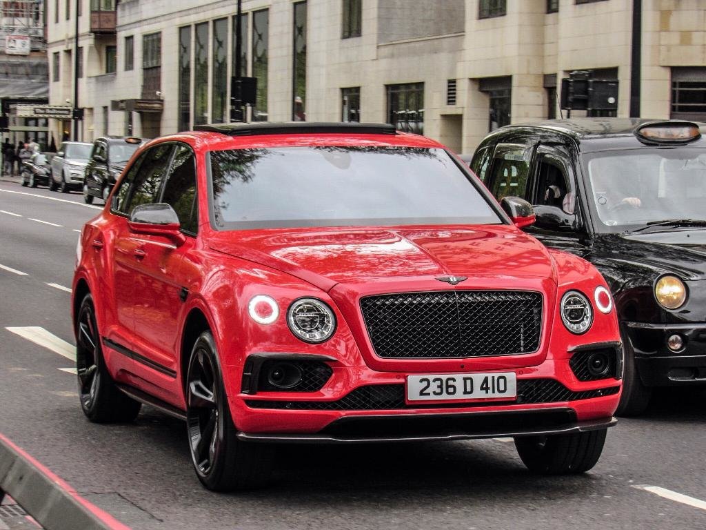 877020BENTAYGA0460.jpg